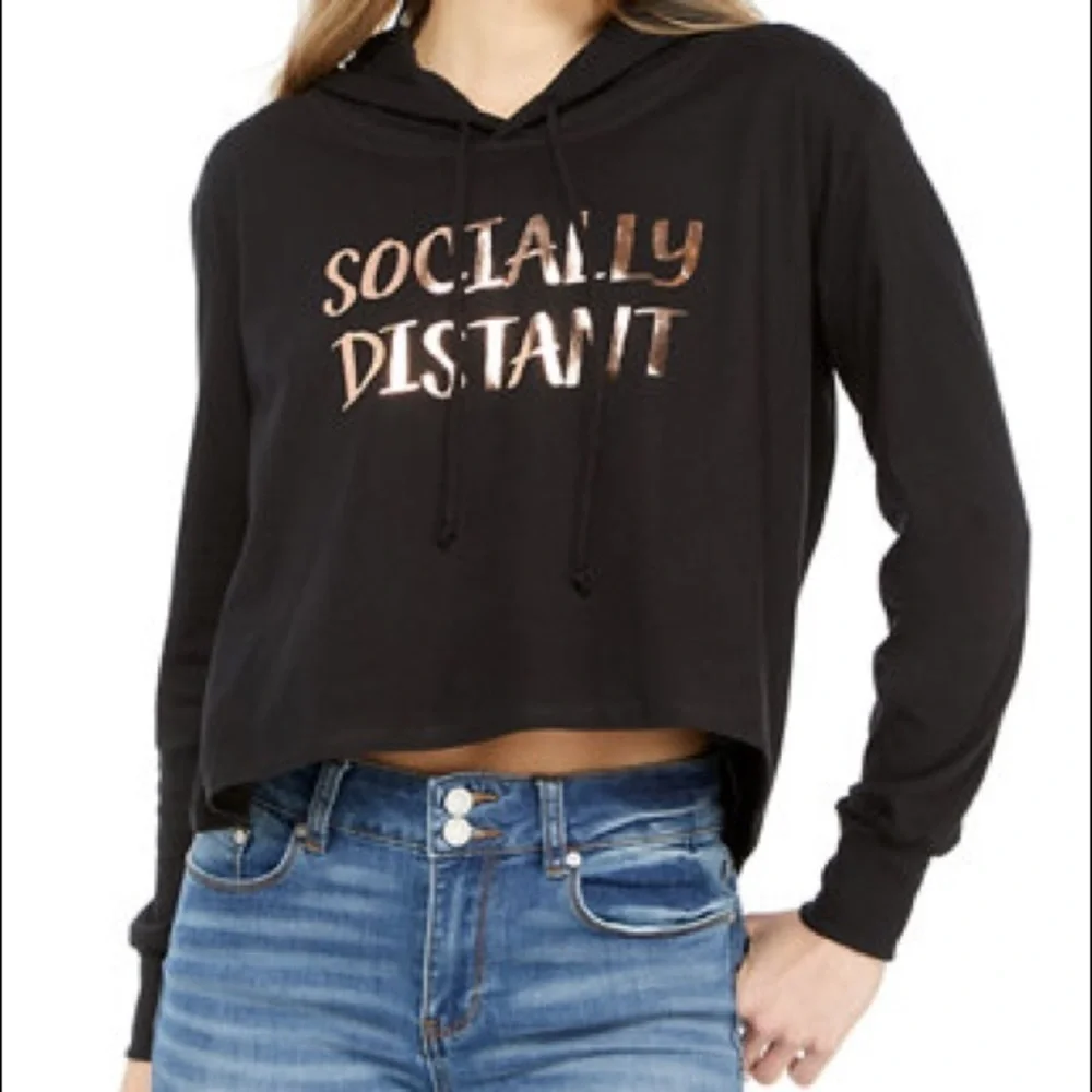 True Craft NWT Long Sleeve Cropped Socially Distant Graphic Hoodie